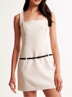 Sleeveless Square-Neck Cream Shift Dress with Black Belt